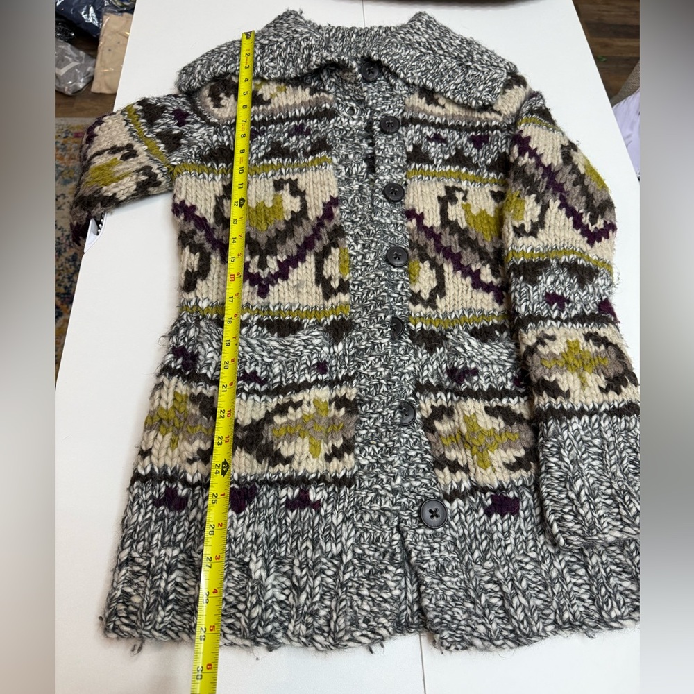 Eddie Bauer Hand Knit Chunky
Wool Blend Shawl Collar
Cardigan Sweater size S - Picture 6 of 10